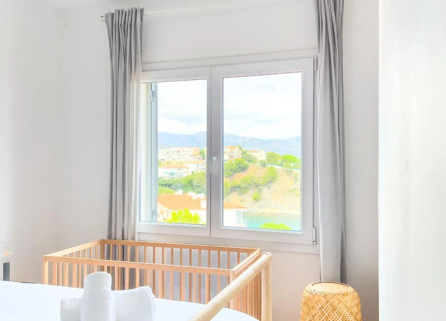 Majordoms - Apartment Cau Del Llop, Llanca Spain